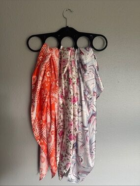Wyoming Authentic silk scarves